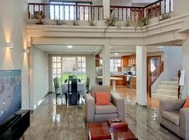 Casa amplia con espacio verde