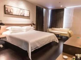 Jinjiang Inn Select Hohhot Chengjisihan Square Metro Station