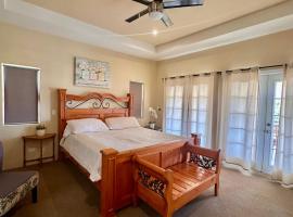 Mi Casa en el Valle，位于恩塞纳达港的酒店