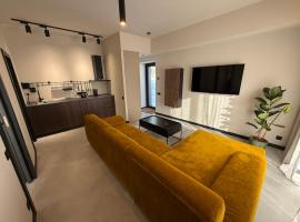 GU DESIGN apartments，位于萨尔杜斯的酒店