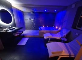 Hygge Suite Wellness à Focant，位于博兰的酒店