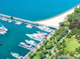 Yacht Charter Pattaya Ocean Marina Resort