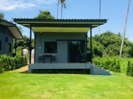 Baan Mak Phrao บ้านหมากพร้าว