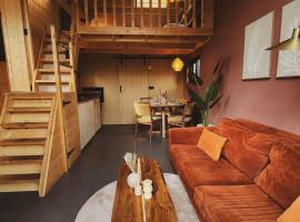 Tiny House Mayu - Veluwe Airco 4 persons，位于阿纳姆的小屋