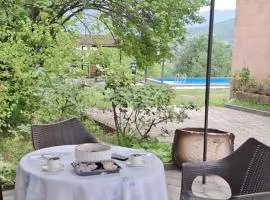 Luse Guest House