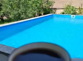 Luse Guest House