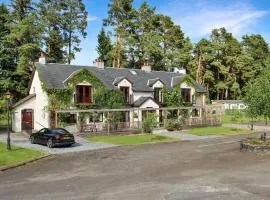 Family Lodge No 1 - Uk45685