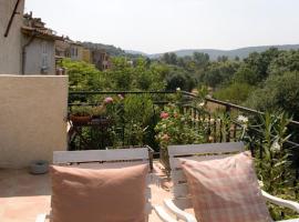 Maison Provençal de Charme，位于萨雷尔讷的酒店