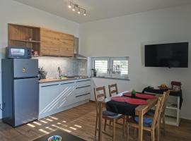 Apartma Lipa，位于Veliki Gaber的酒店