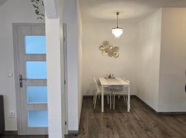 Apartmán - Café Princ pod Hradem WiFi, KLIMA，位于施滕贝克的酒店