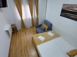 MI CASA ES TU CASA