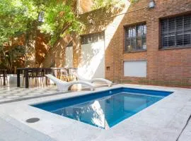 Villa Salvador 4600 - 5 Bd Unique Villa Pool & BBQ Plaza Armenia
