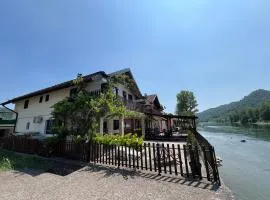 Vila Zelenika Drina