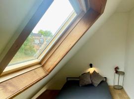 Charmant duplex au cœur de Louvain-la-Neuve，位于新鲁汶的酒店