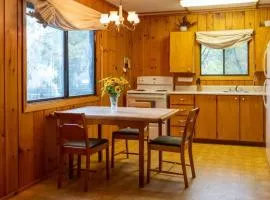 2-Bedroom Cottage #2 - Sand Bay