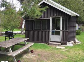 Ambleside - 2-Bedroom Cottage #5，位于卡沃萨湖的酒店
