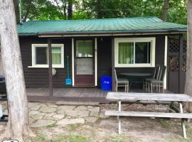 Ambleside - 2-Bedroom Cottage #8，位于卡沃萨湖的酒店