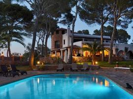 Villa Colina Ibiza，位于圣安东尼奥沙拉达湾海滩附近的酒店