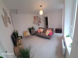 Logement Douce évasion，位于Saint-Julien-lʼArs的酒店