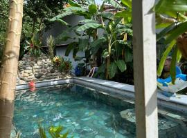 Casa Sophia 3 listings Apartment 1 or Apartment 2 separately or Apt 1 and 2 together all with FO internet，位于瓜皮莱斯的酒店