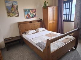 Double Room at Villa Lila，位于拉克鲁斯的酒店