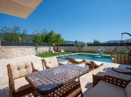Casa Meis Villas & ESCAPES