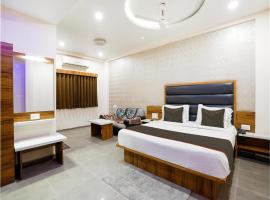 OYO Flagship Hotel Aagman，位于Mehsāna的酒店