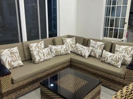 Mountain house with a view and private pool，位于Estación El Salto的酒店