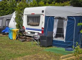 Camping - Park Władysławowo，位于弗瓦迪斯瓦沃沃的酒店