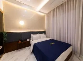Raviens Maison de Hotel