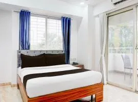 FabHotel Red Velvet Inn & Suites