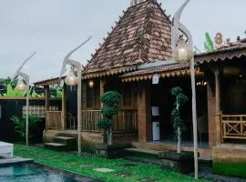 Taruchi 4 bedrooms villa