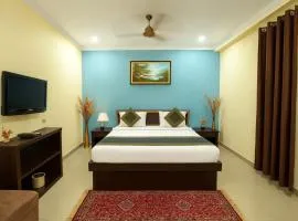 "VARANASI Hotel Ashoka Grand Near Railway Station & Baba Vishwanath Temple - Provided Hygiene & Spacious Rooms - #Restaurant # Wi-Fi #Parking & Excellent Customer Service - A Premium Hotel In VARANASI"
