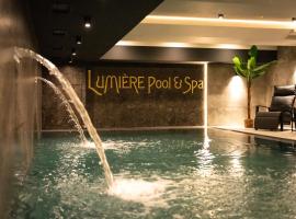 Lumière Hotel Pool & SPA，位于贝尔格莱德的酒店