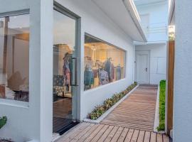 Avenly Omadhoo，位于Omadhoo的酒店
