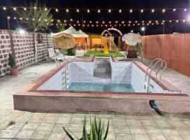 Hovakimyans Garden And Pool