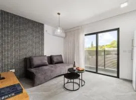 Gesher Haziv Peaceful Modern Stay by Sea N' Rent