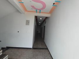 Singh shab hotel，位于奥拉奇哈的酒店