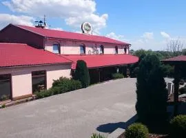 亚洛斯膳食公寓酒店