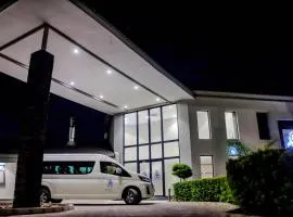 Two Rivers Hotel