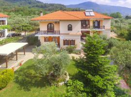 Villa Rosa，位于Potamia的酒店