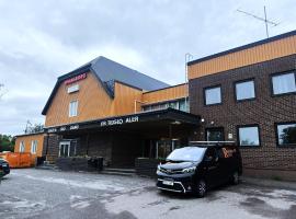 Rentalux Hostel - double & single rooms，位于Timrå的酒店