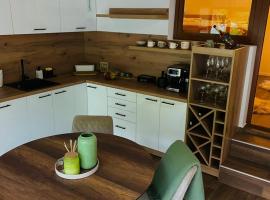 Apartman Nika，位于耶蒂斯特的酒店