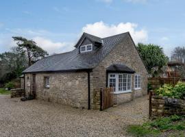 3 Bed in Corfe Castle 81369，位于科夫堡的酒店