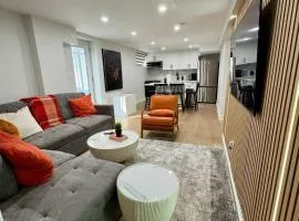 2 BR Private Basement Suite | Minutes from YYZ