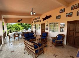 Oliver Fishing B&B，位于博卡奇卡的酒店