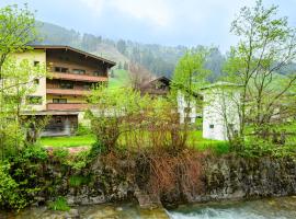 Gästehaus Dorfschmiede，位于图克斯的酒店