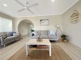 Family and Pet friendly Beachside by Custom Bnb Hosting