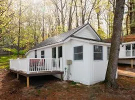 Fishing-Arbutus Lake-Pontoon Rental-Family Friendly