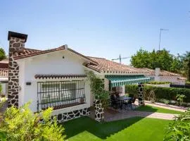 Spacious Pedregalejo House Free parking and yard